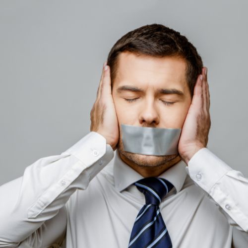 como bloquear un microfono espia