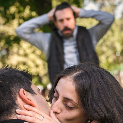 Las 20 señales de infidelidad y cómo obtener pruebas definitivas